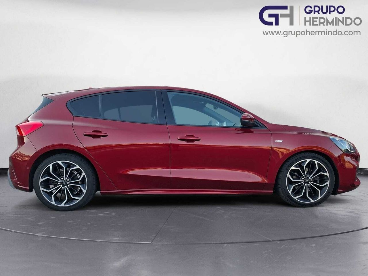 Ford Focus ST LINE   - Foto 2