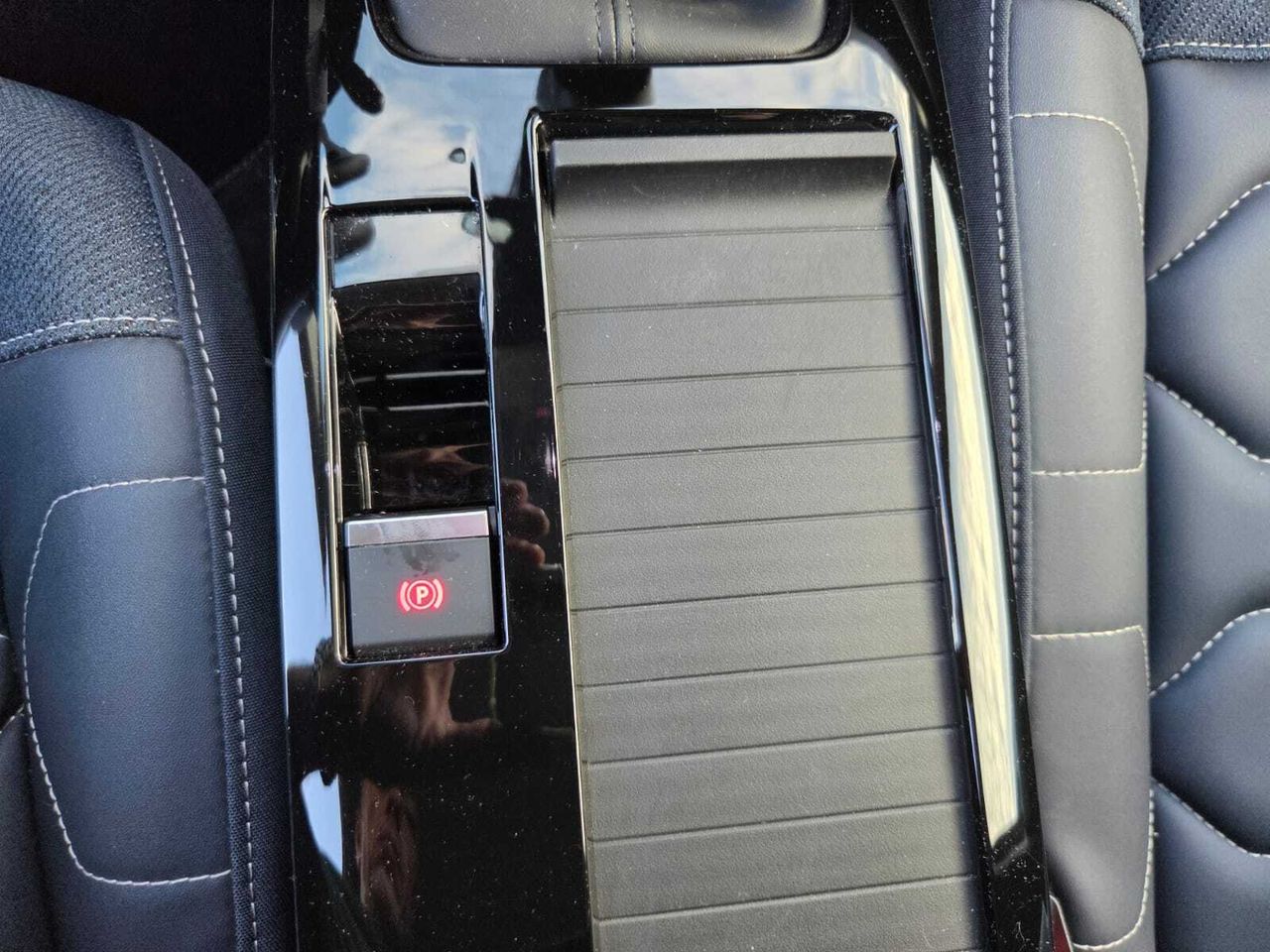 Citroën C4 FEEL PACK PURE TECH 130 CV  - Foto 2