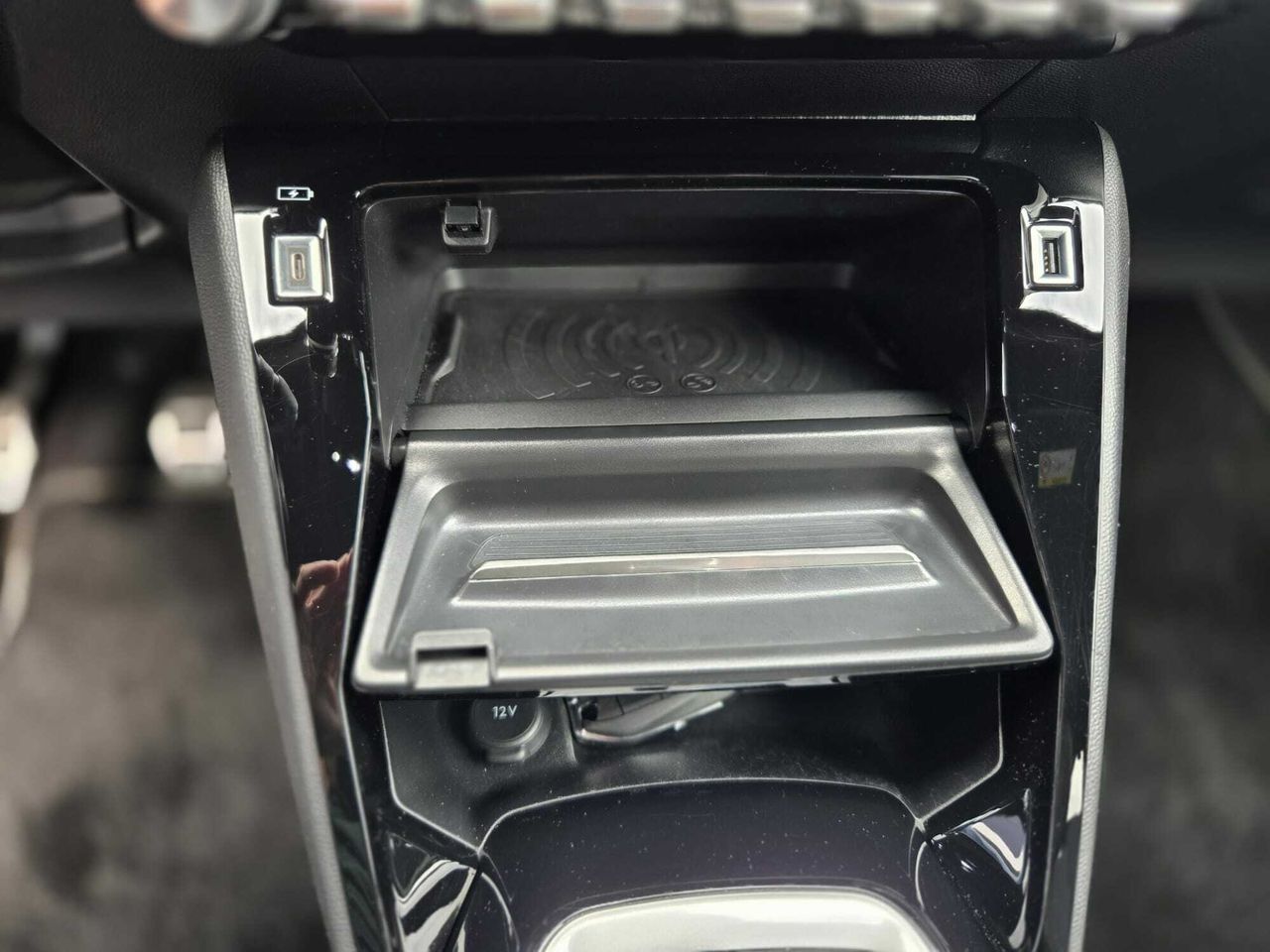 Peugeot 2008 GT PURE TECH 130 CV  - Foto 2