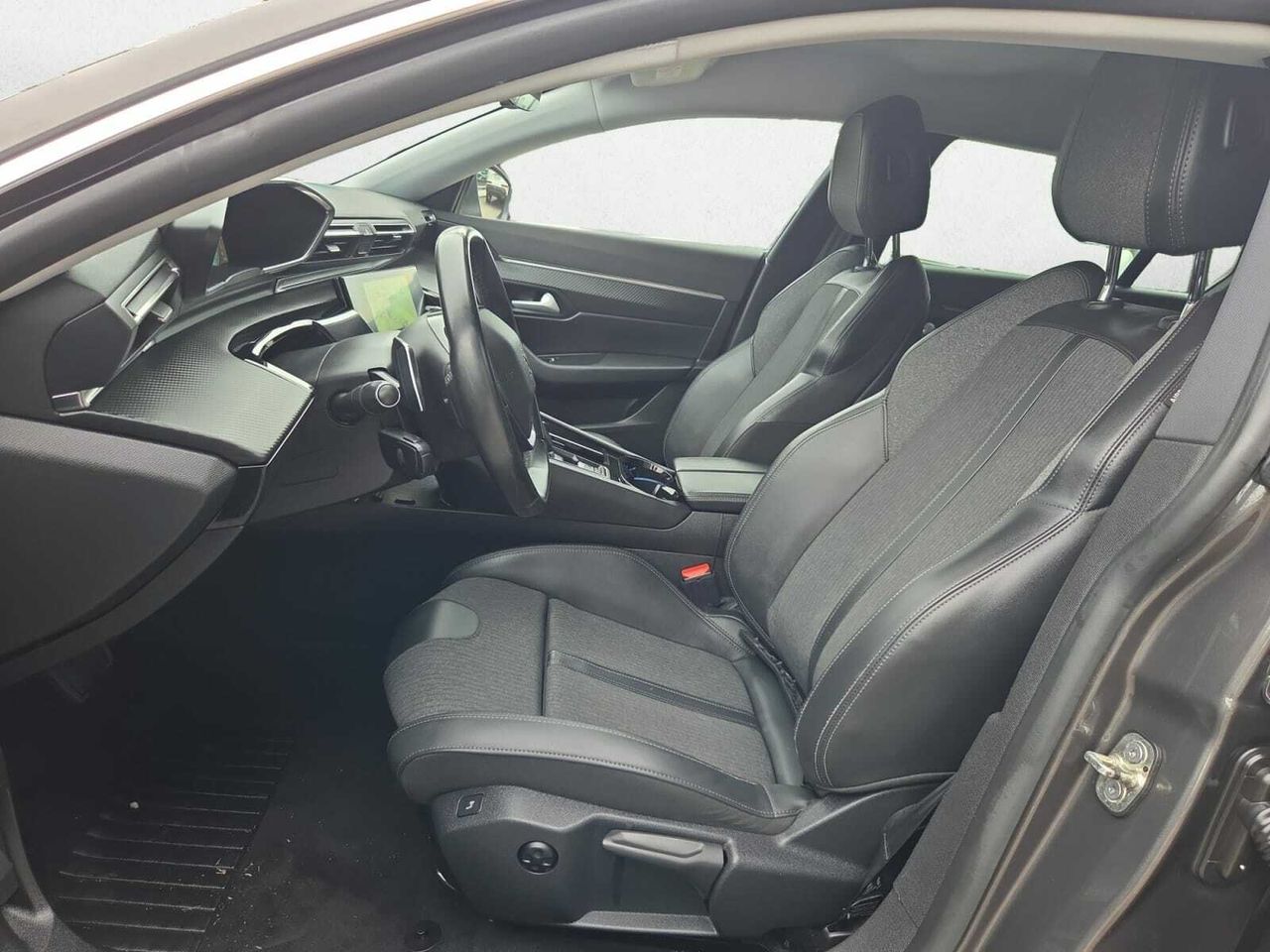 Peugeot 508 Hybrid SW ALLURE PACK HYBRID 225 e EAT8  - Foto 2