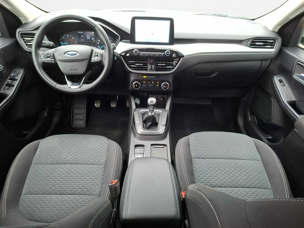 Ford Kuga ST LINE 1.5 ECOBLUE 120 CV  - Foto 2