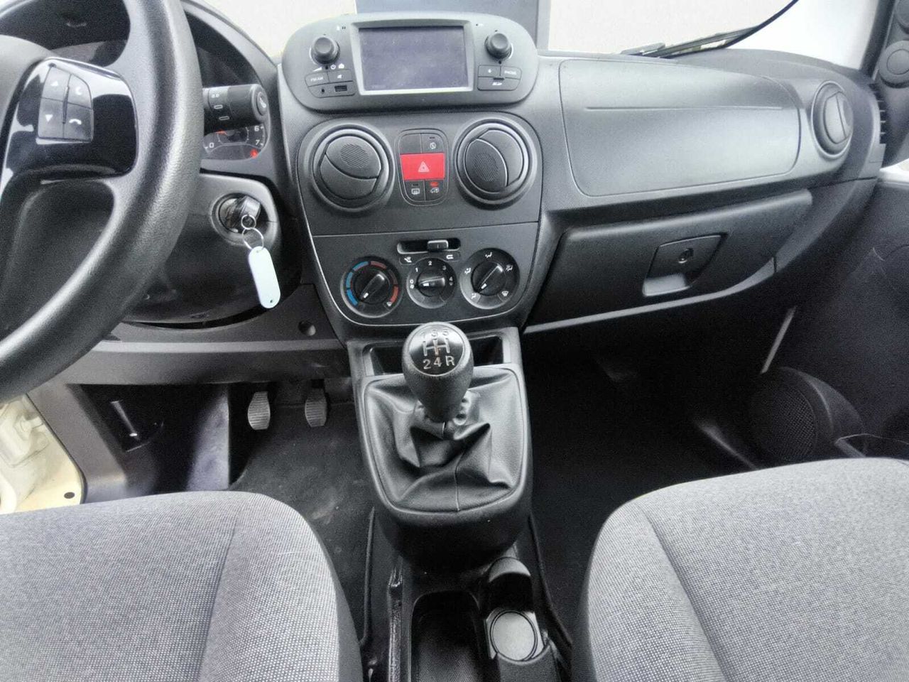 Fiat Fiorino CARGO SX N1 1.3 MJET 59 KW 80 CV  - Foto 2