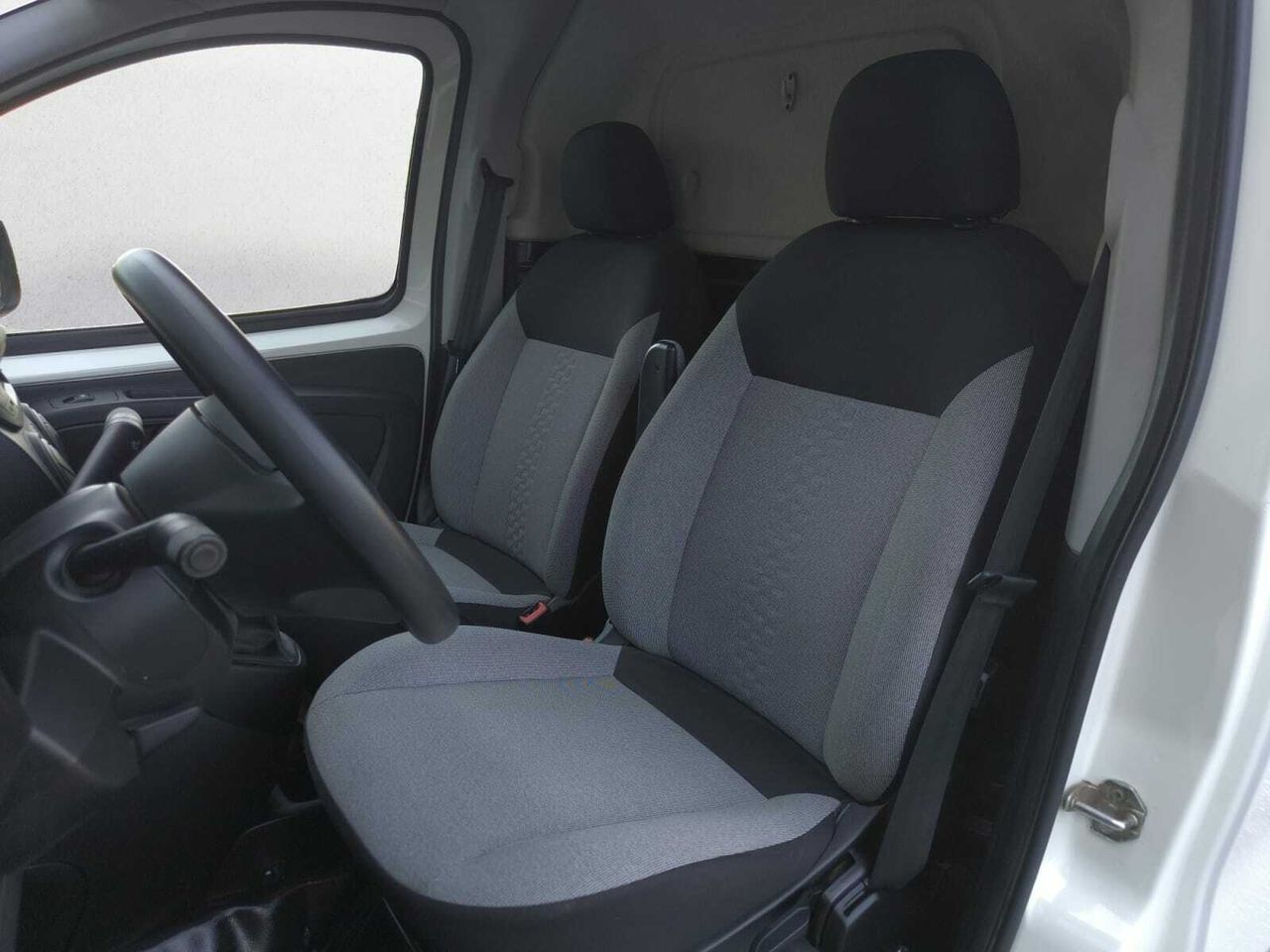 Fiat Fiorino CARGO SX N1 1.3 MJET 59 KW 80 CV  - Foto 2