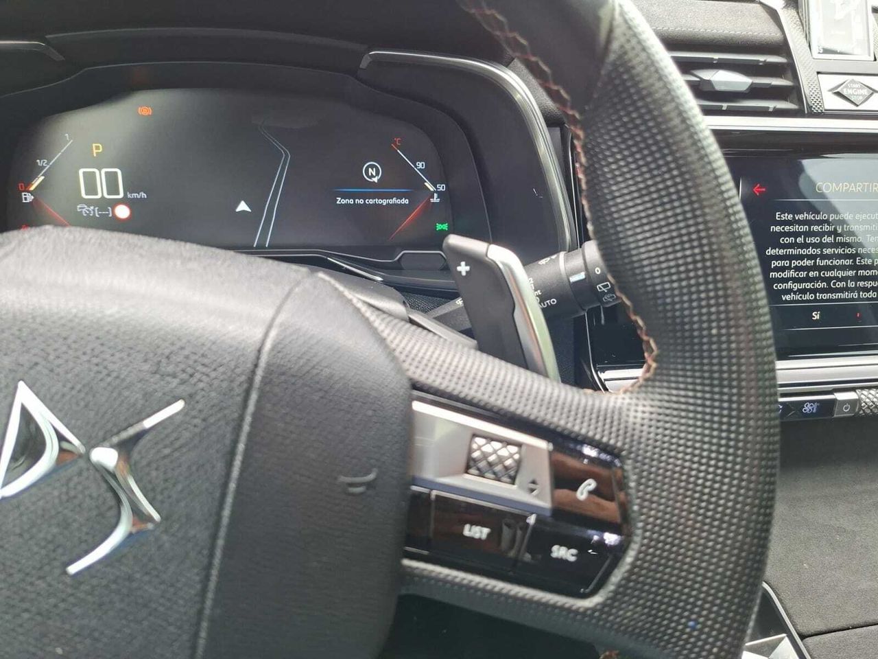 DS DS 7 CROSSBACK BLUE HDI 180 CV AUT PERFORMANCE  - Foto 2