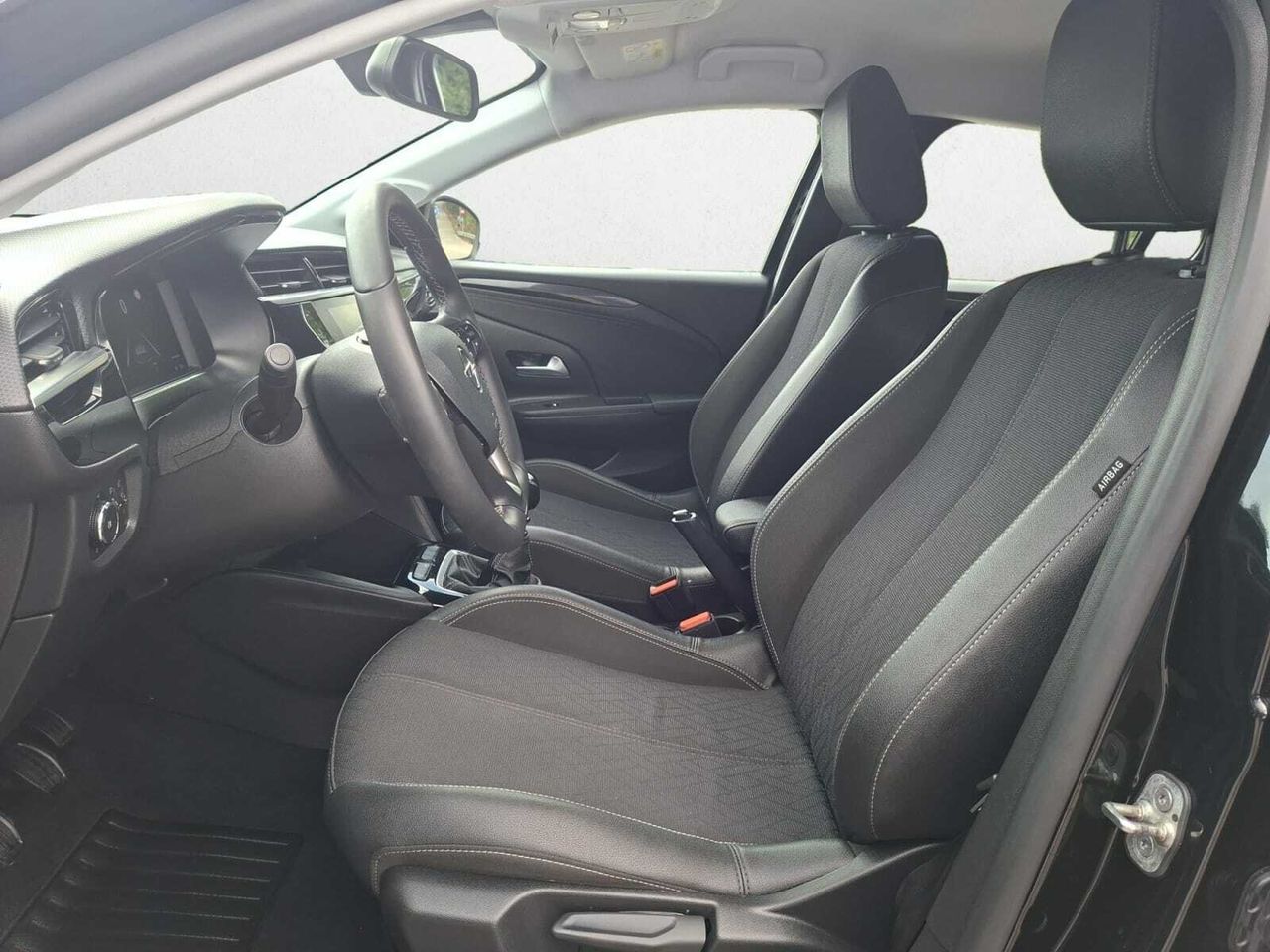 Opel Corsa ELEGANCE 1.5 D DT 100 CV  - Foto 2