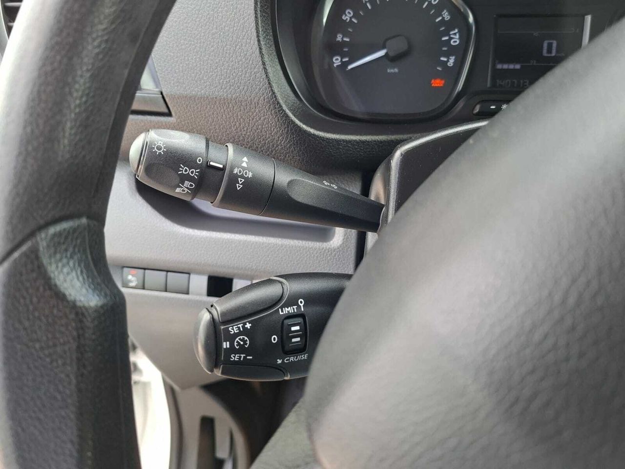 Peugeot Expert FG PRO BLUE HDI 120 CV LONG  - Foto 2