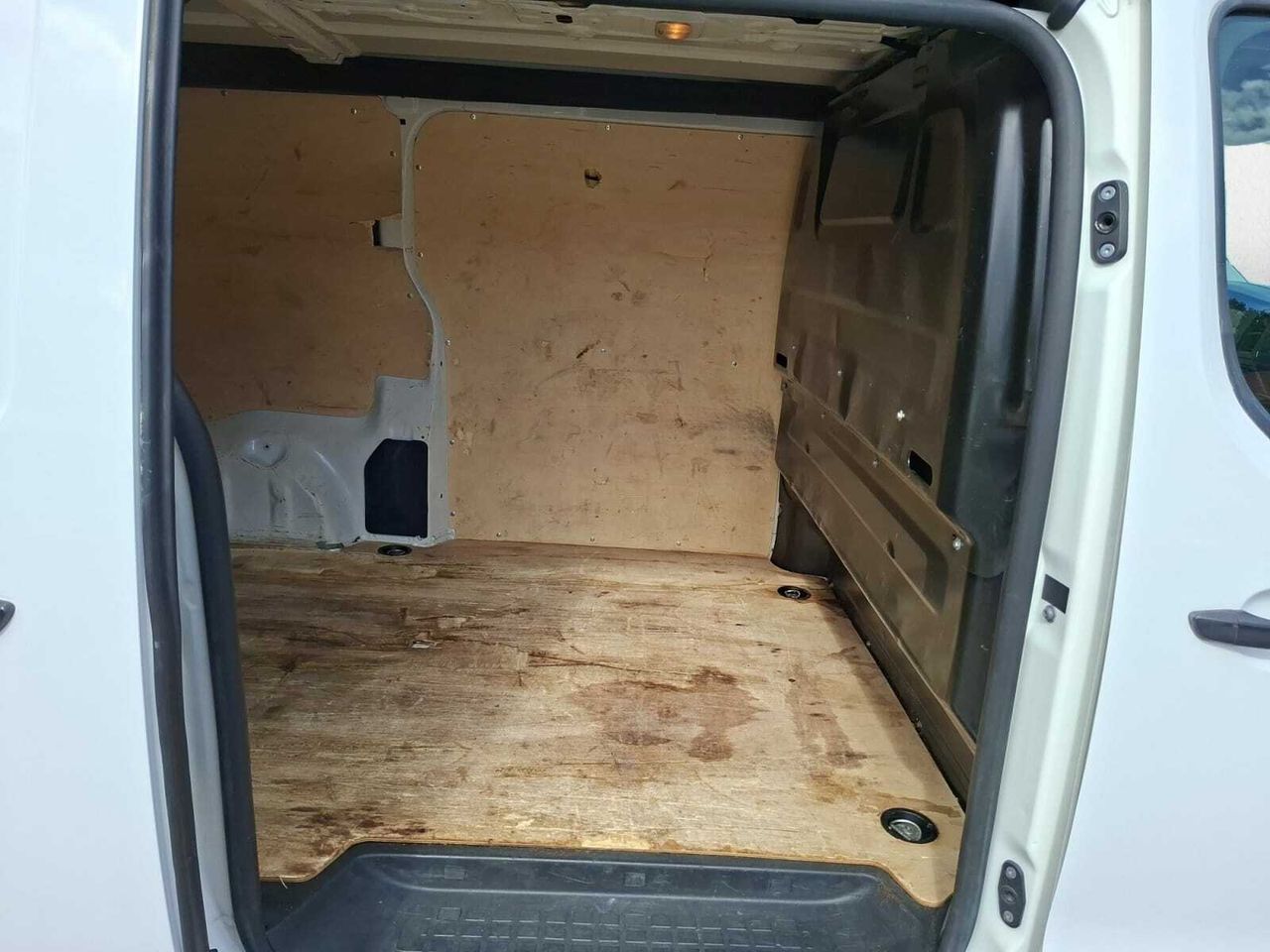 Peugeot Expert FG PRO BLUE HDI 120 CV LONG  - Foto 2