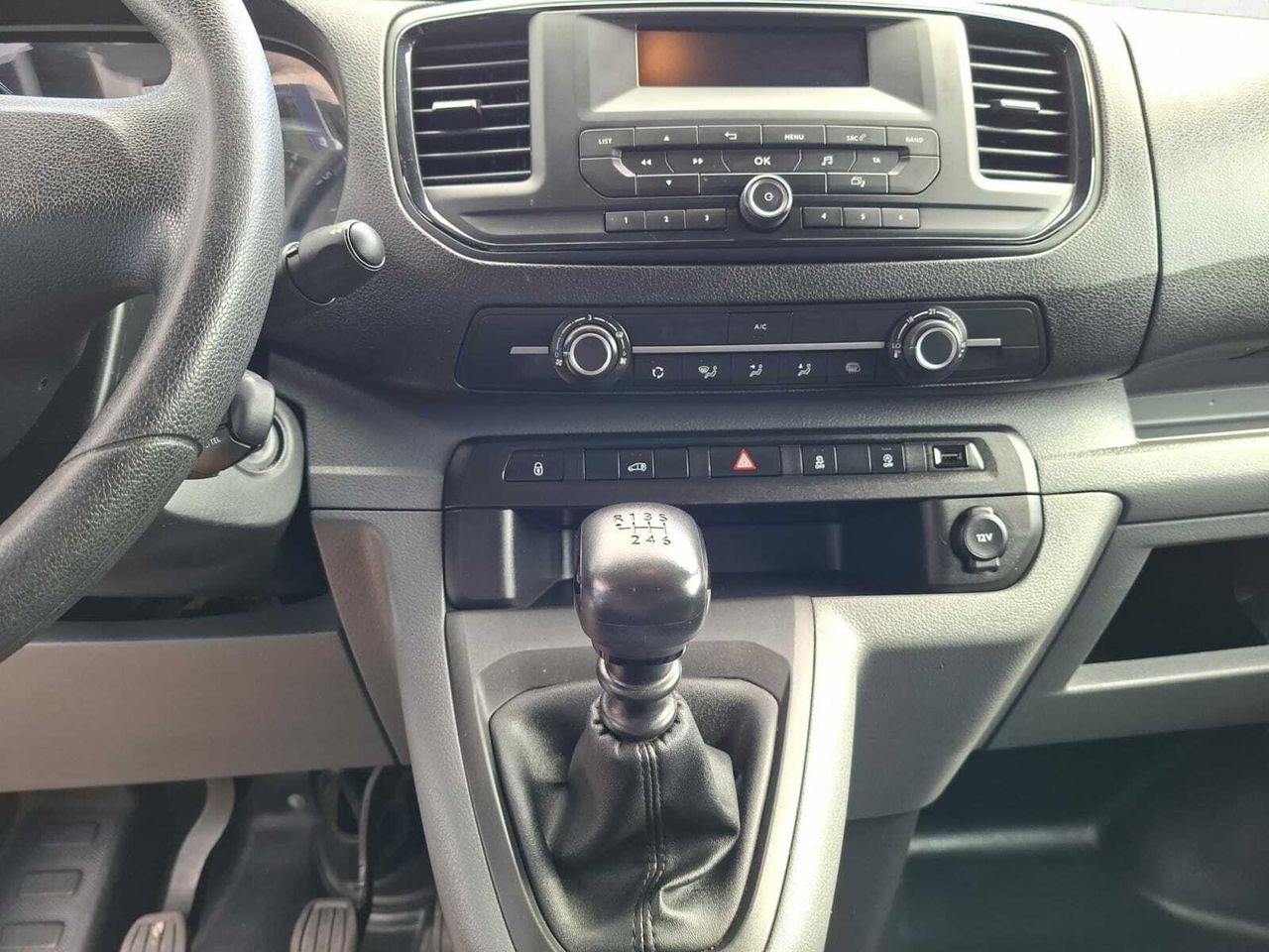 Peugeot Expert FG PRO BLUE HDI 120 CV LONG  - Foto 2