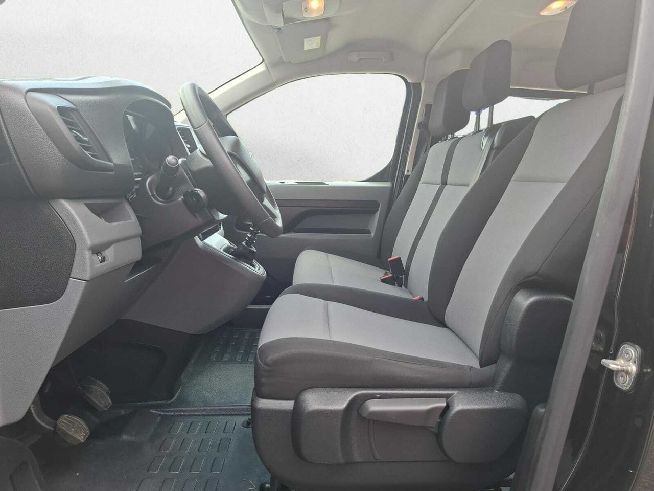 Citroën Spacetourer BUSINESS TALLA XL 9 PLAZAS  - Foto 2