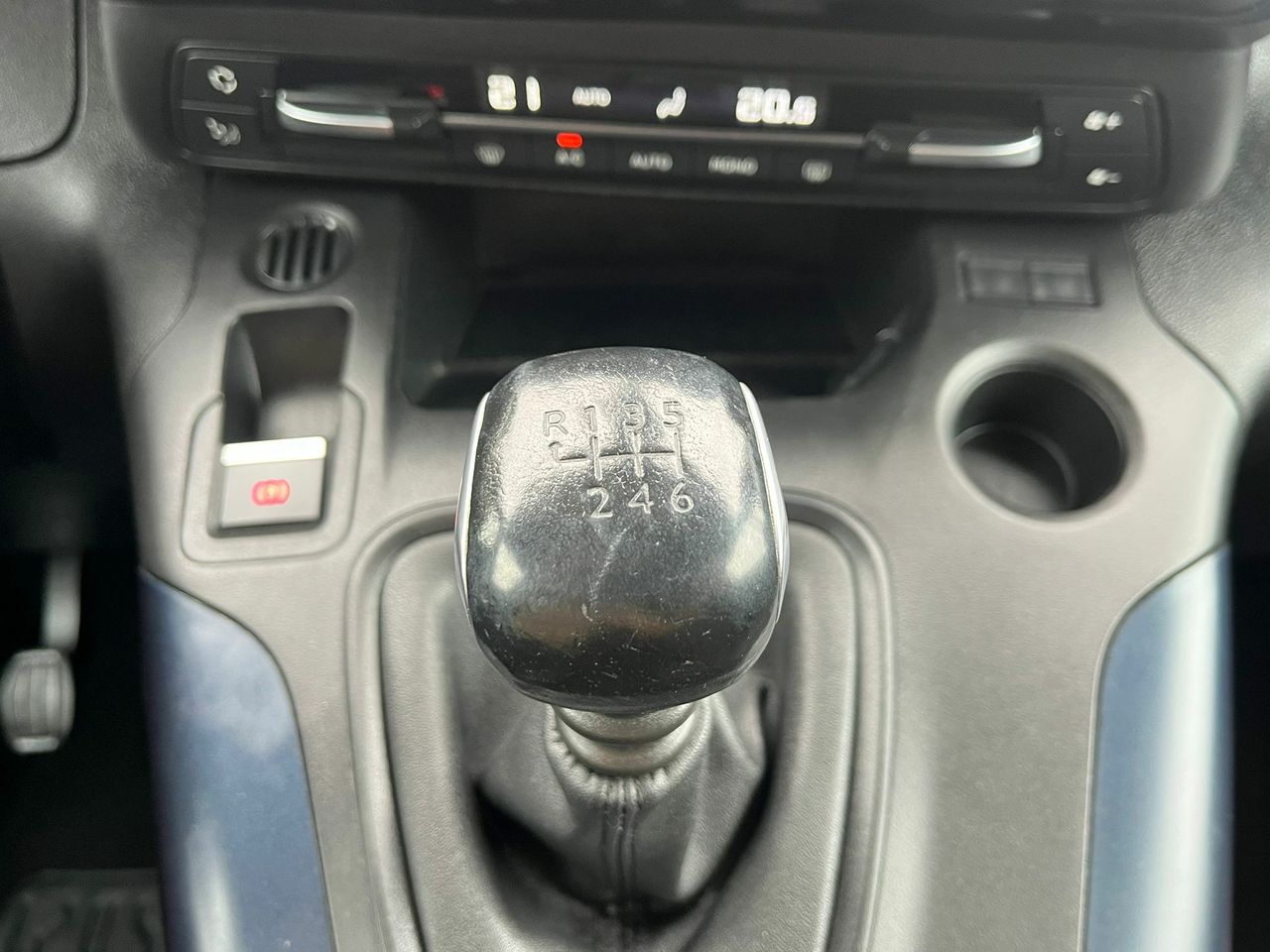 Peugeot Rifter ALLURE PACK BLUE HDI 100 CV  - Foto 2