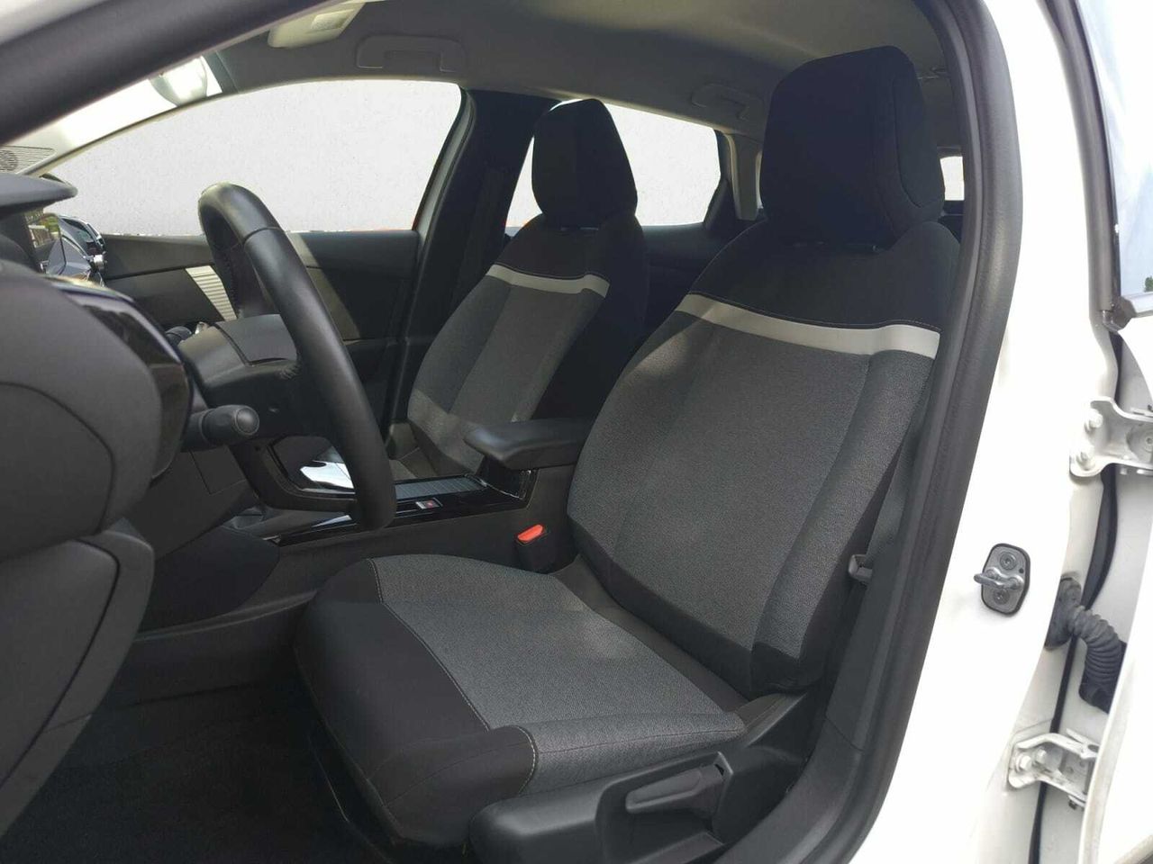 Citroën C4 Cactus FEEL BLUE HDI 110 CV  - Foto 2