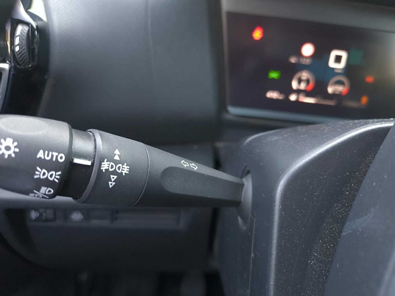 Citroën C4 FEEL BLUE HDI 110 CV  - Foto 2