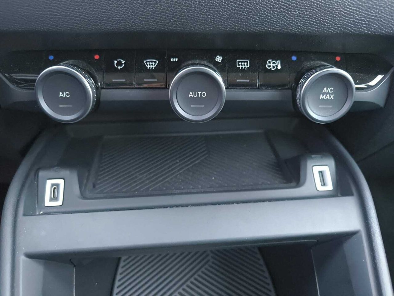 Citroën C4 FEEL BLUE HDI 110 CV  - Foto 2