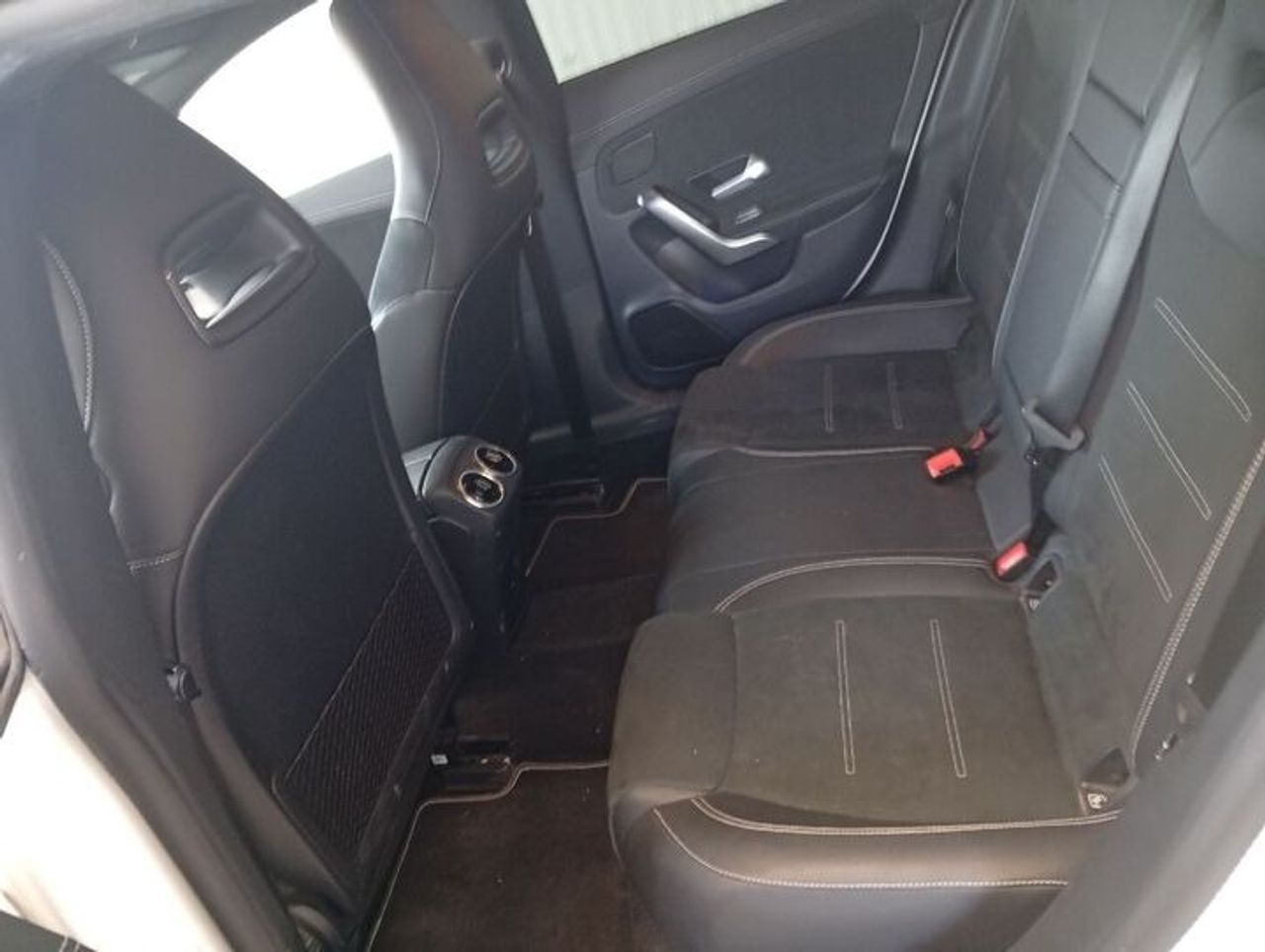 Mercedes CLA 200 D DCT AMG LINE + PAQ. PREMIUM + SMARTPHONE  - Foto 2