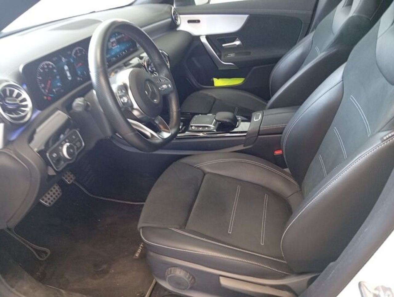 Mercedes CLA 200 D DCT AMG LINE + PAQ. PREMIUM + SMARTPHONE  - Foto 2