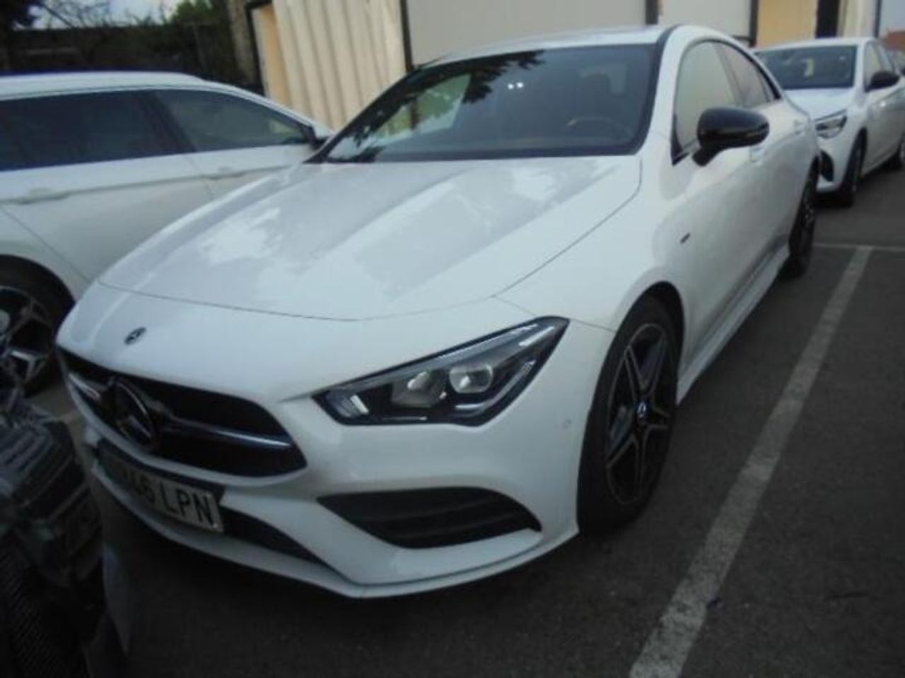 Mercedes CLA 200 D DCT AMG LINE + PAQ. PREMIUM + SMARTPHONE  - Foto 2