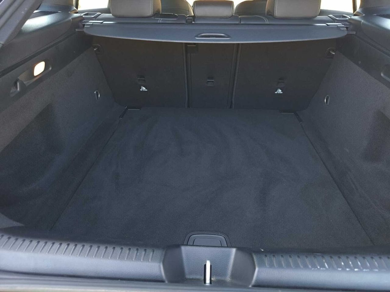 Mercedes CLA 200 D DCT SHOOTING BRAKE + PAQ ADVANTAGE+ SMARTPHONE  - Foto 2