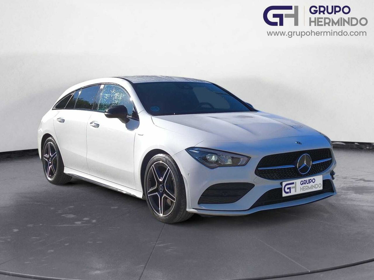Mercedes CLA 200 D DCT SHOOTING BRAKE AMG LINE+PAQ PREMIUM+ SMARTPHONE  - Foto 2