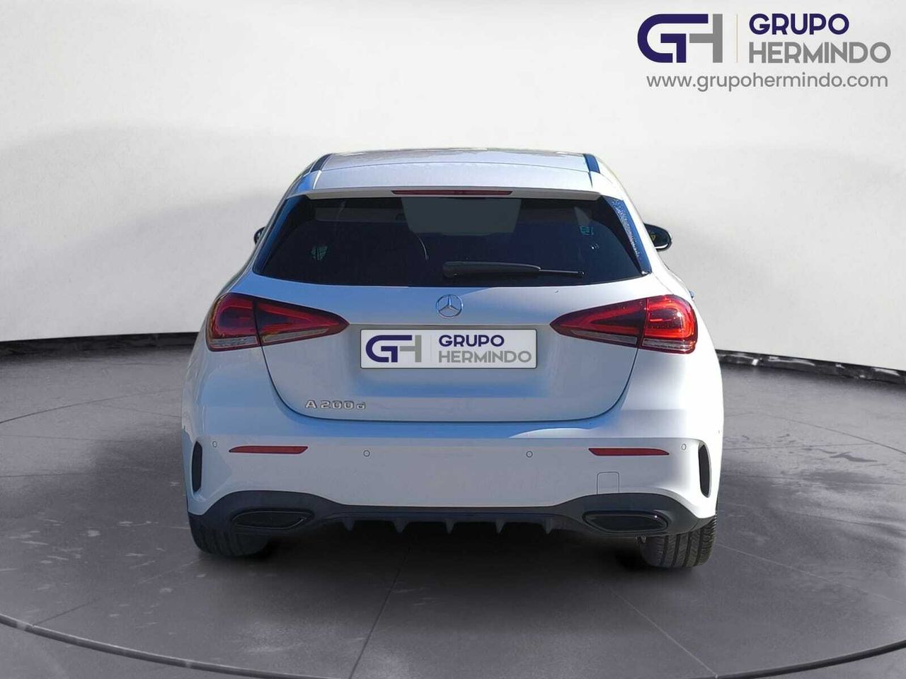 Mercedes Clase A 200 D AMG LINE + PAQUETE PREMIUM+ SMARTPHONE  - Foto 2