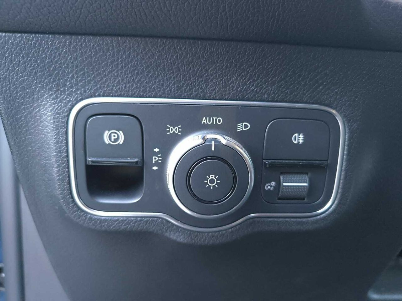 Mercedes GLB 200 D AMG LINE+PAQ ADVANTAGE+SMARTPHONE  - Foto 2