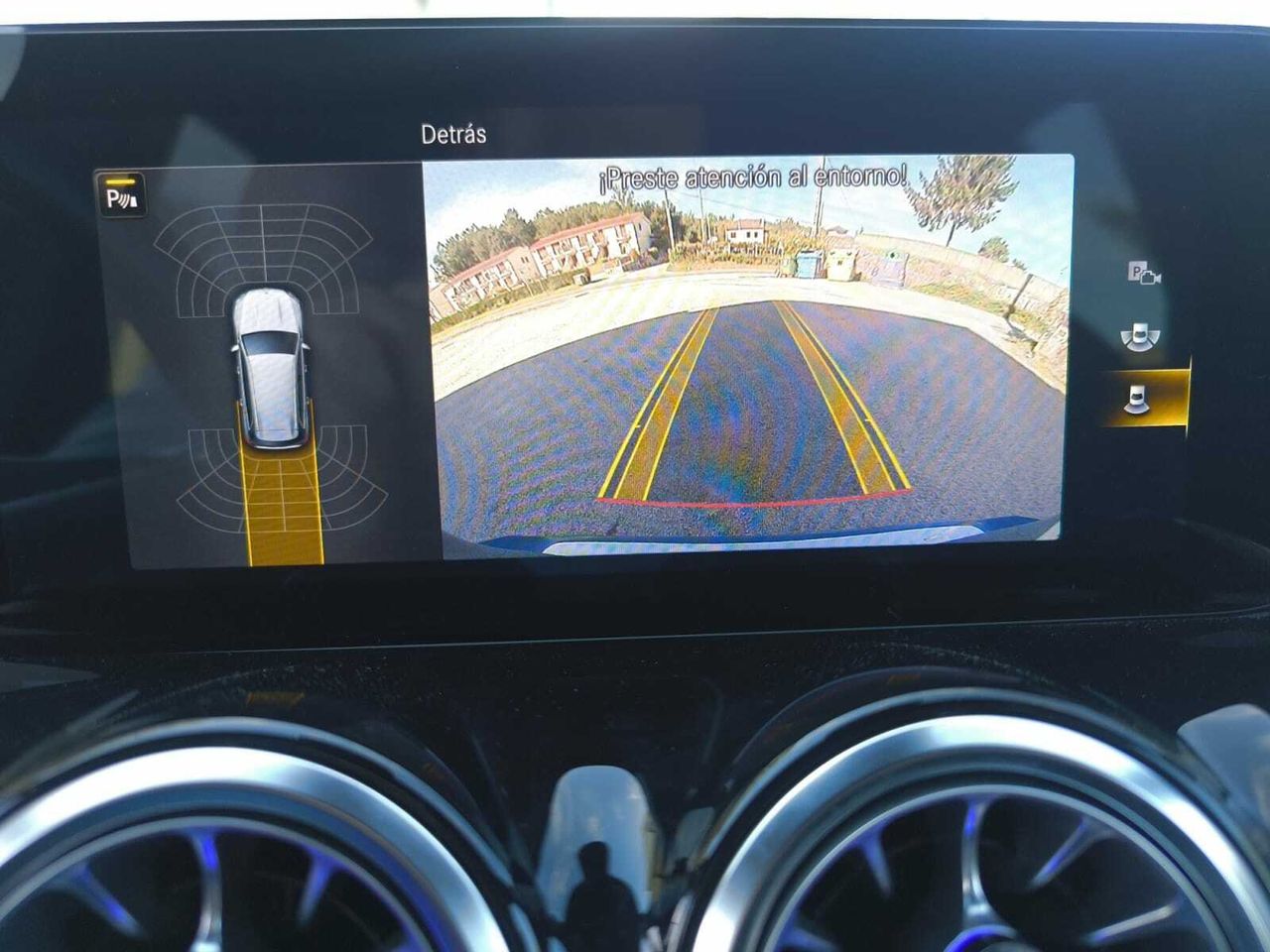 Mercedes GLB 200 D DCT 7 PLAZAS+AMG LINE+PAQ PREMIUM  - Foto 2