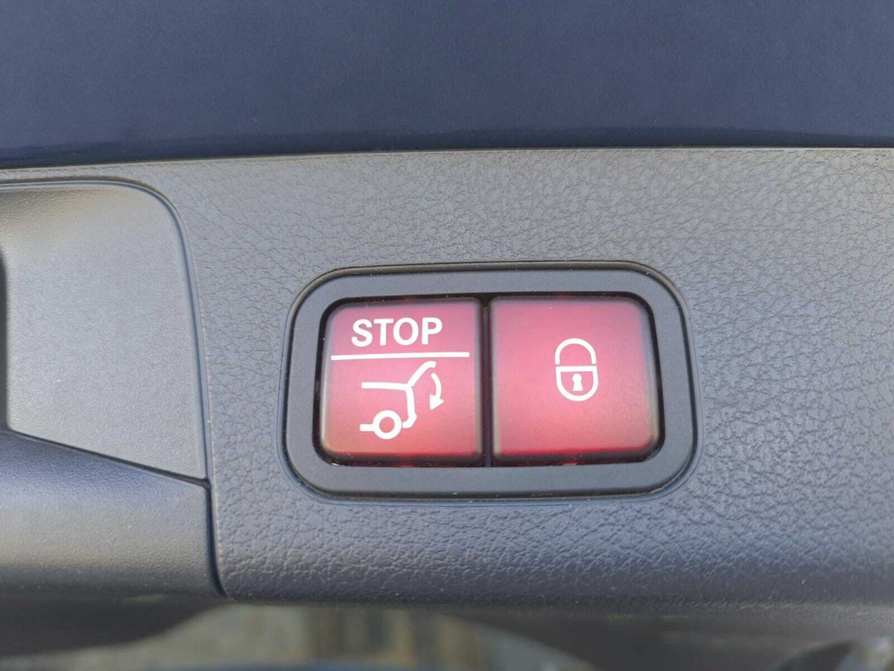 Mercedes GLB 200 D DCT 7 PLAZAS+AMG LINE+PAQ PREMIUM  - Foto 2