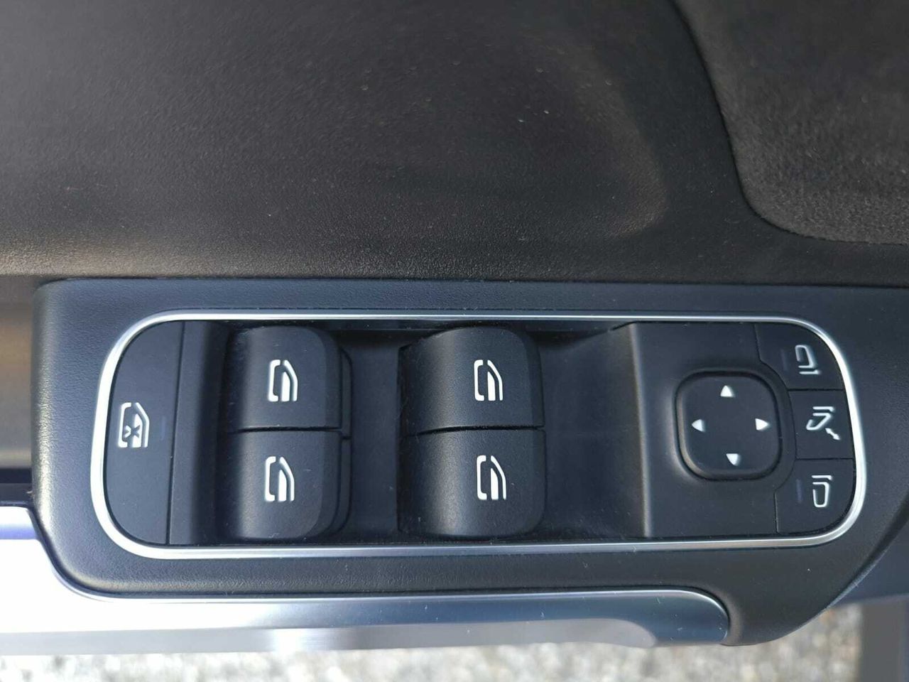 Mercedes GLB 200 D DCT 7 PLAZAS+AMG LINE+PAQ PREMIUM  - Foto 2