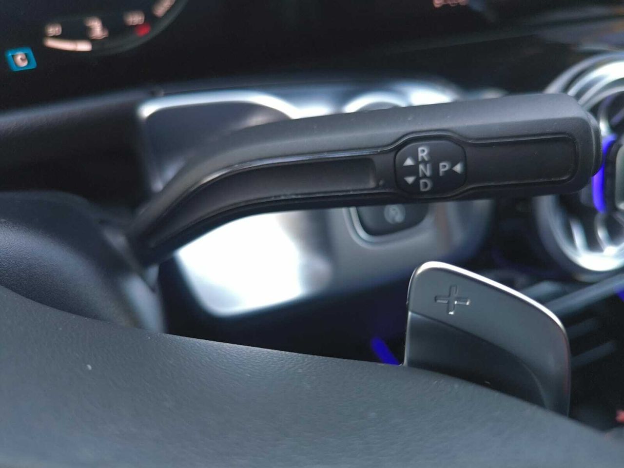 Mercedes GLB 200 D DCT 7 PLAZAS+AMG LINE+PAQ PREMIUM  - Foto 2