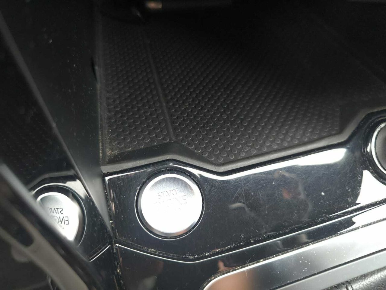 Volkswagen T-Roc SPORT 2.0 TDI 150 CV DSG  - Foto 2