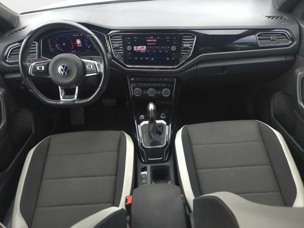 Volkswagen T-Roc SPORT 2.0 TDI 150 CV DSG  - Foto 2