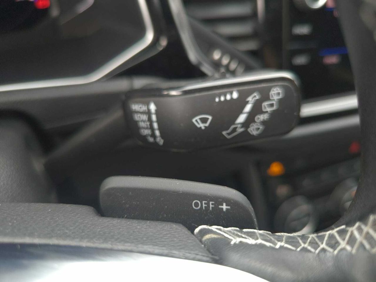 Volkswagen T-Roc SPORT 2.0 TDI 150 CV DSG  - Foto 2