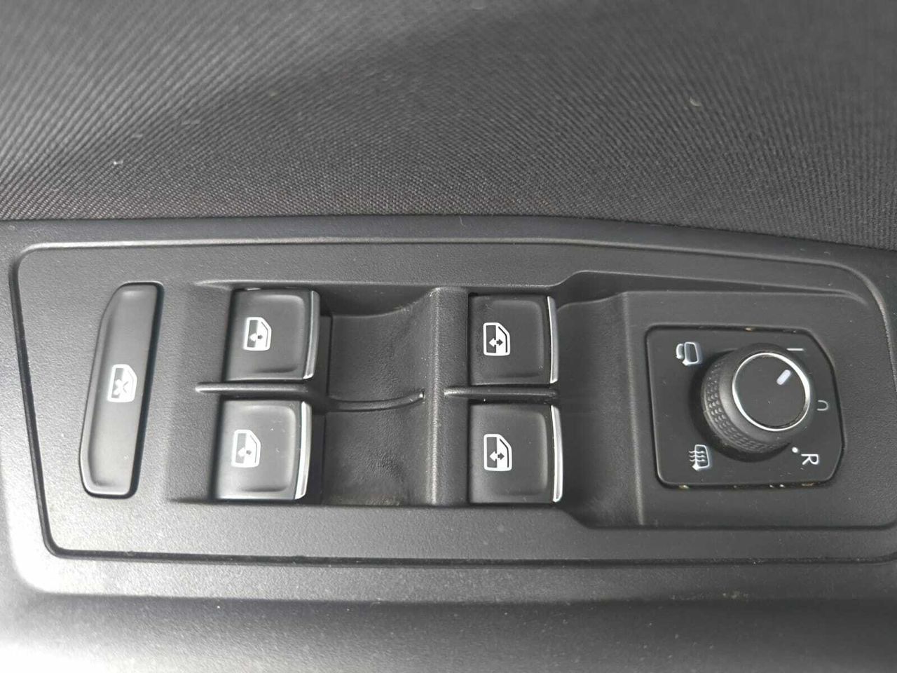 Volkswagen T-Roc SPORT 2.0 TDI 150 CV DSG  - Foto 2