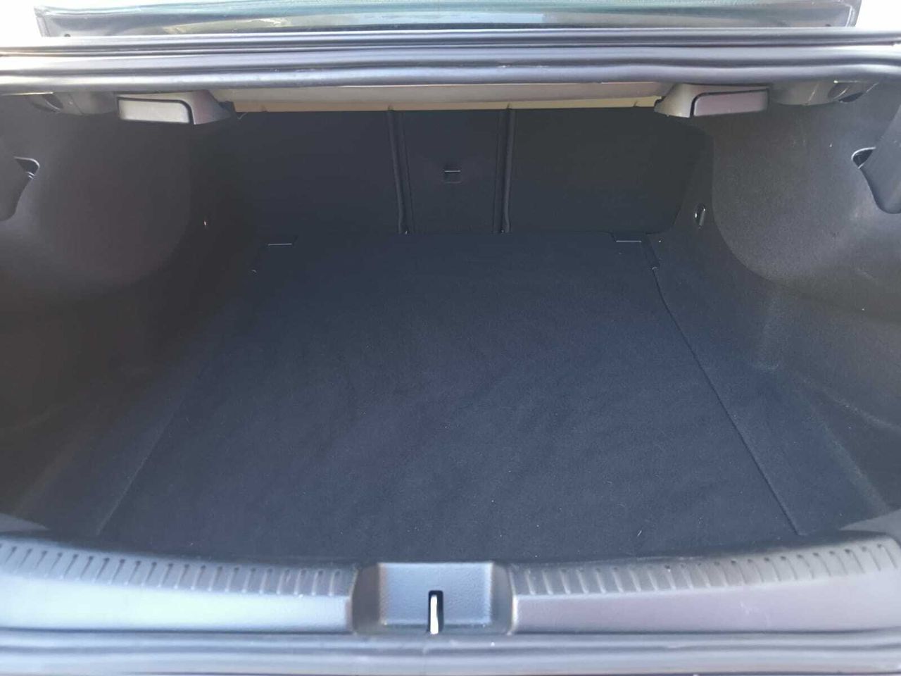 Mercedes CLA 200 D DCT AMG + TECHO PANORAMICO  - Foto 2