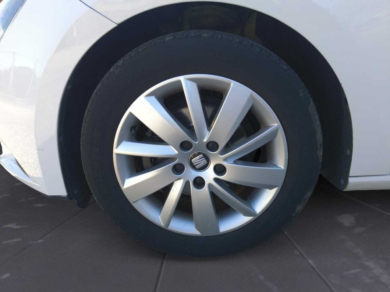 Seat Leon 1.6 TDI 110 CV  - Foto 2