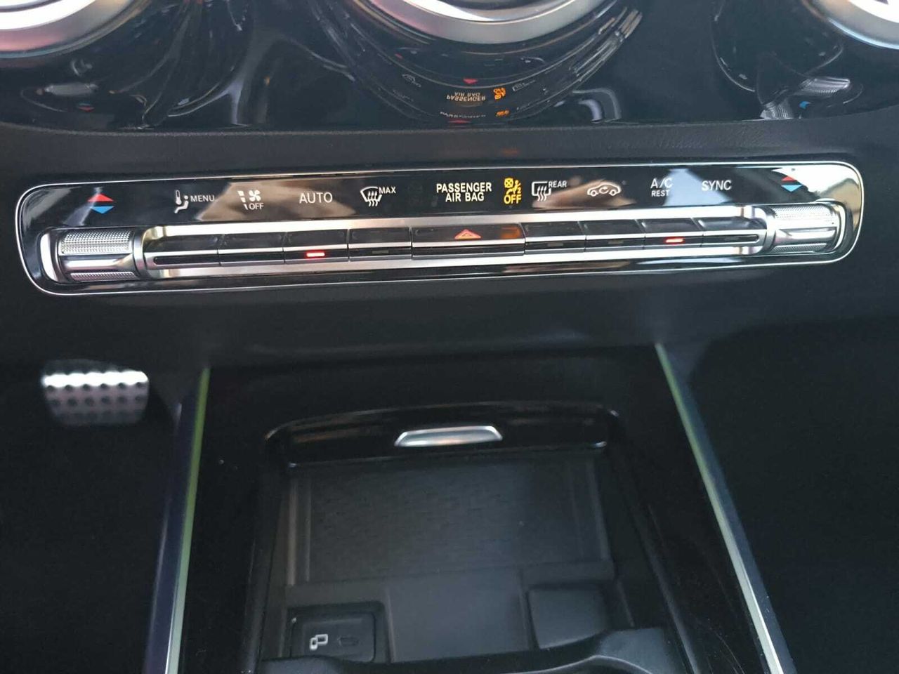 Mercedes GLA 200 D   - Foto 2