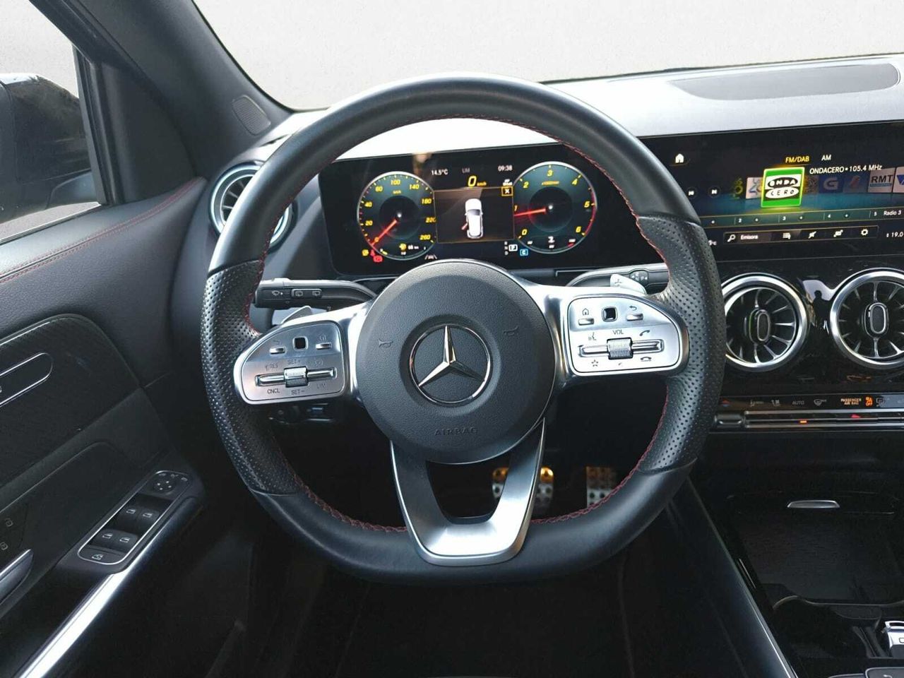 Mercedes GLA 200 D   - Foto 2