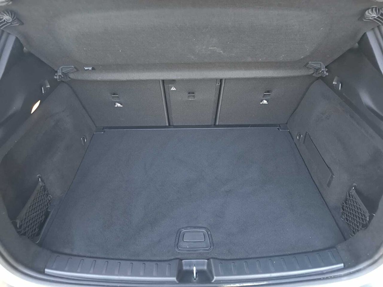 Mercedes GLA 200 D   - Foto 2
