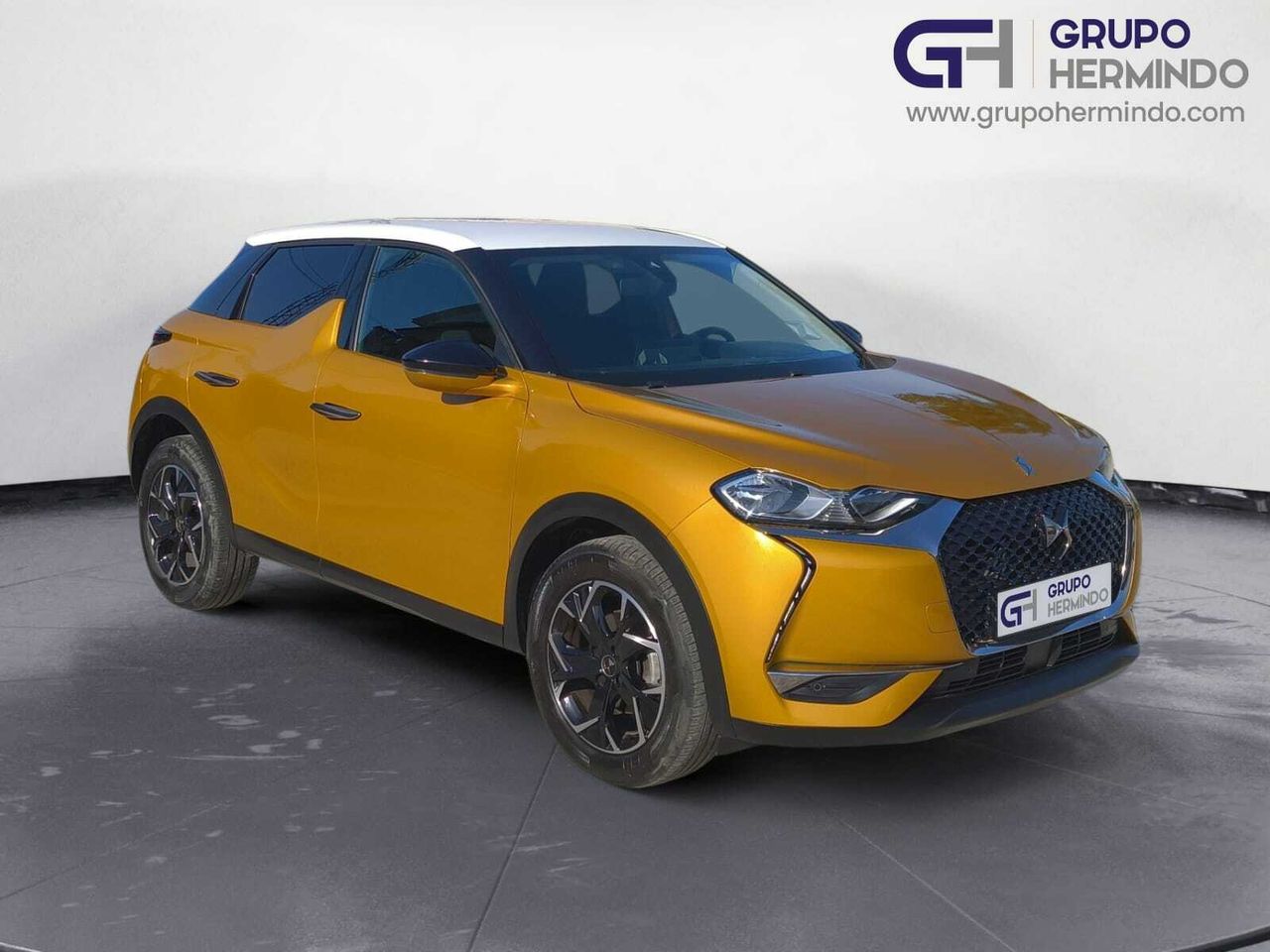 DS DS 3 CROSSBACK BLUE HDI 100 CV SO CHIC  - Foto 2