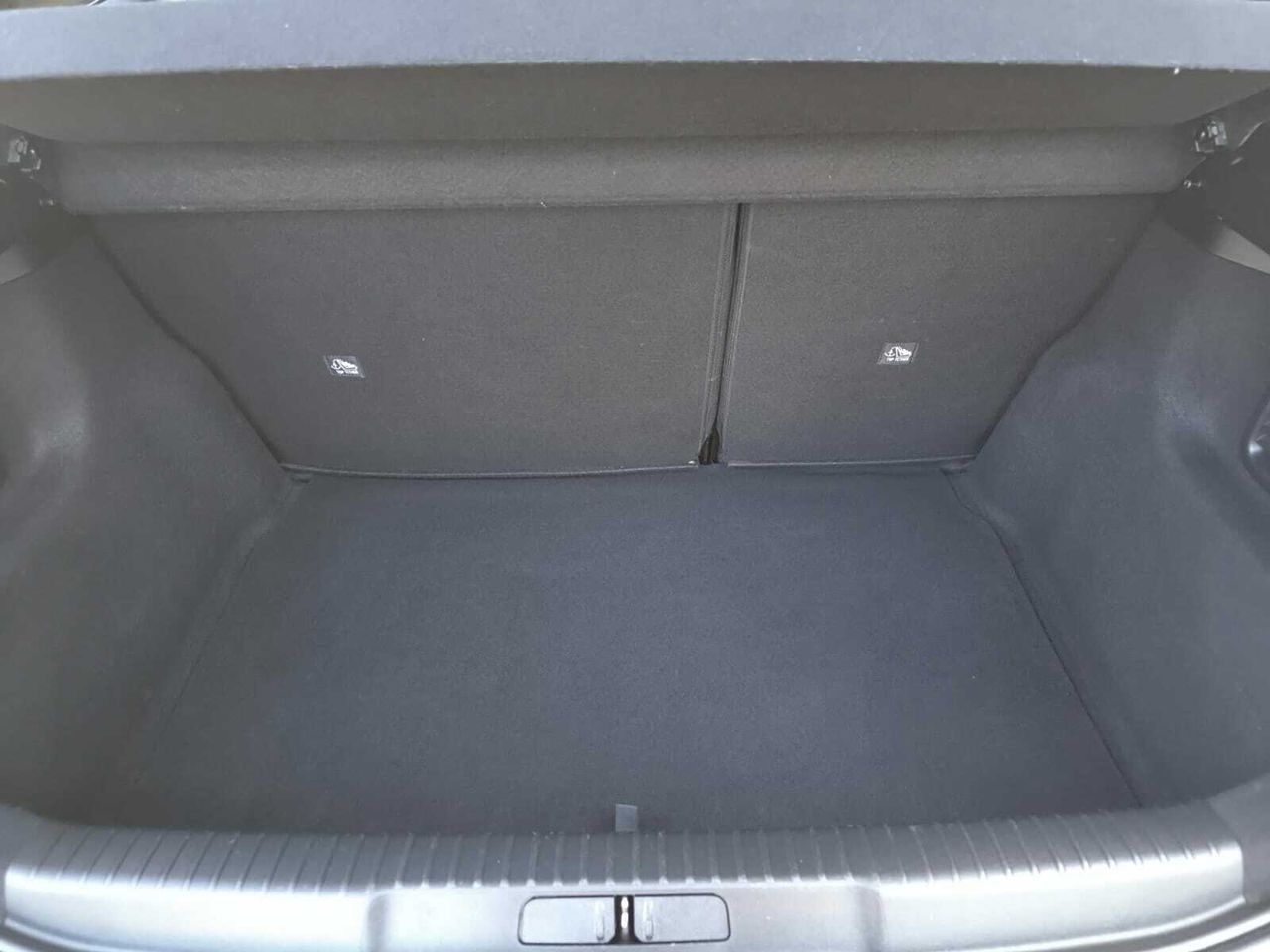 DS DS 3 CROSSBACK BLUE HDI 100 CV SO CHIC  - Foto 2