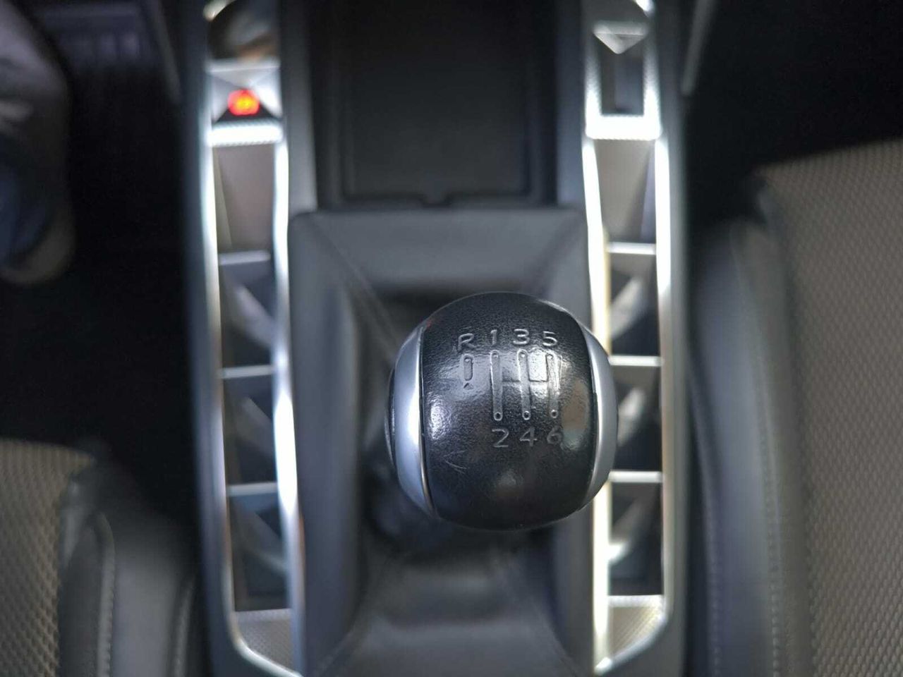 DS DS 3 CROSSBACK BLUE HDI 100 CV SO CHIC  - Foto 2