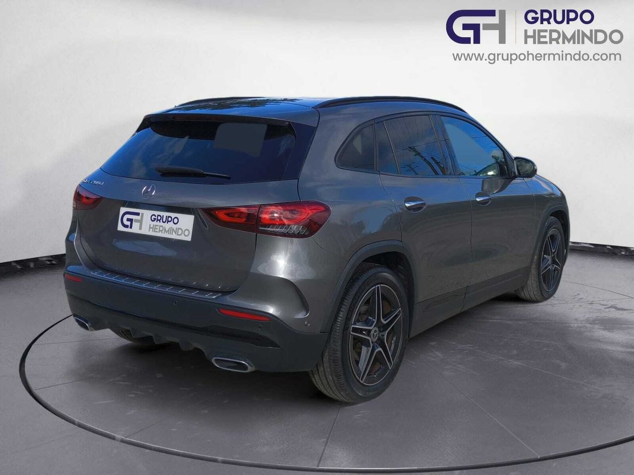 Mercedes GLA 200 D AMG LINE  - Foto 2