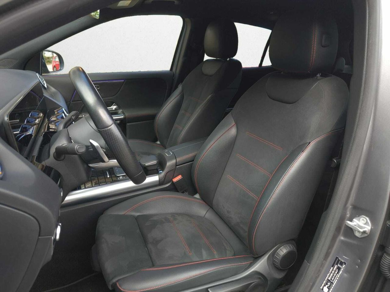 Mercedes GLA 200 D AMG LINE  - Foto 2