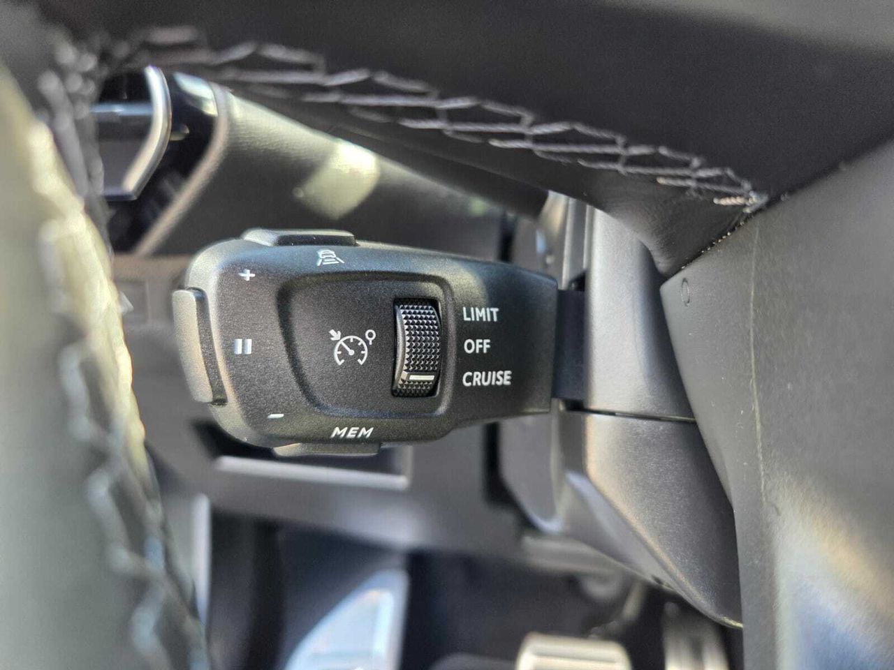 DS DS 7 CROSSBACK E TENSE 225 LIGNE NOIRE  - Foto 2