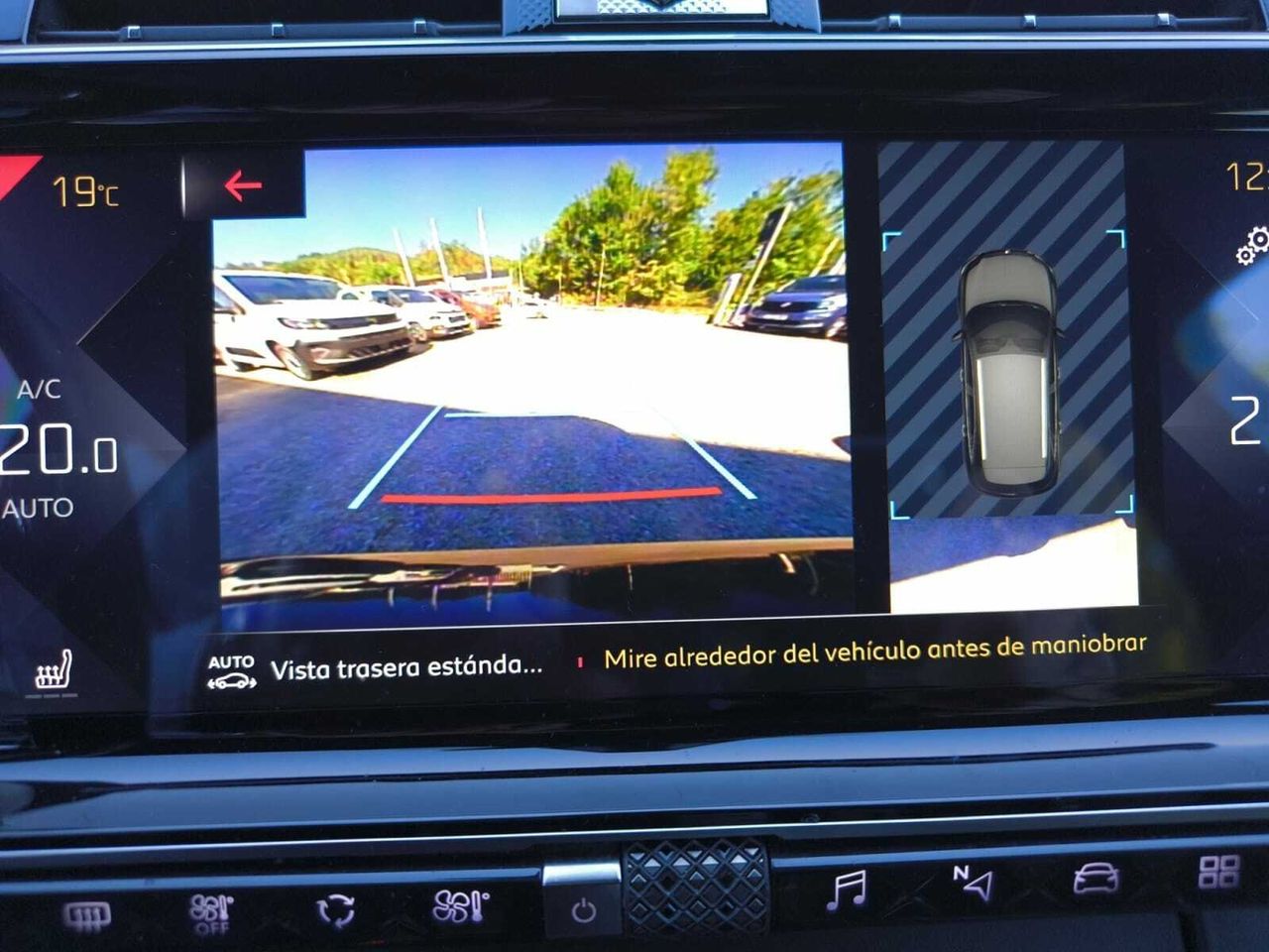 DS DS 7 CROSSBACK BLUE HDI 180 CV AUT LOUVRE  - Foto 2