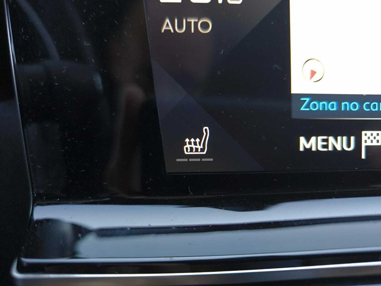 DS DS 7 CROSSBACK BLUE HDI 180 CV AUT LOUVRE  - Foto 2