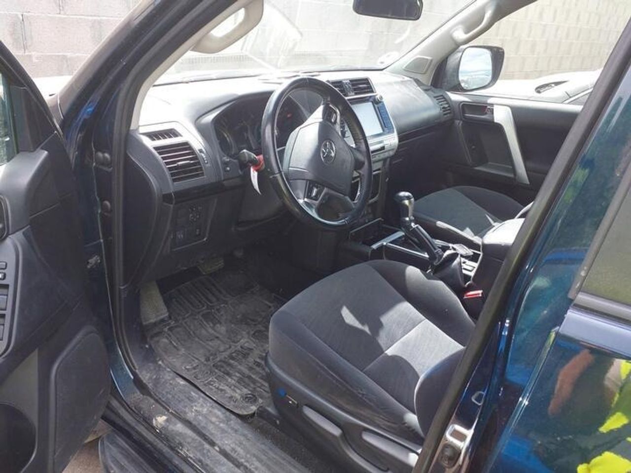 Toyota Land Cruiser 2.8 D 4D VX AUTO 7 PLAZAS  - Foto 2