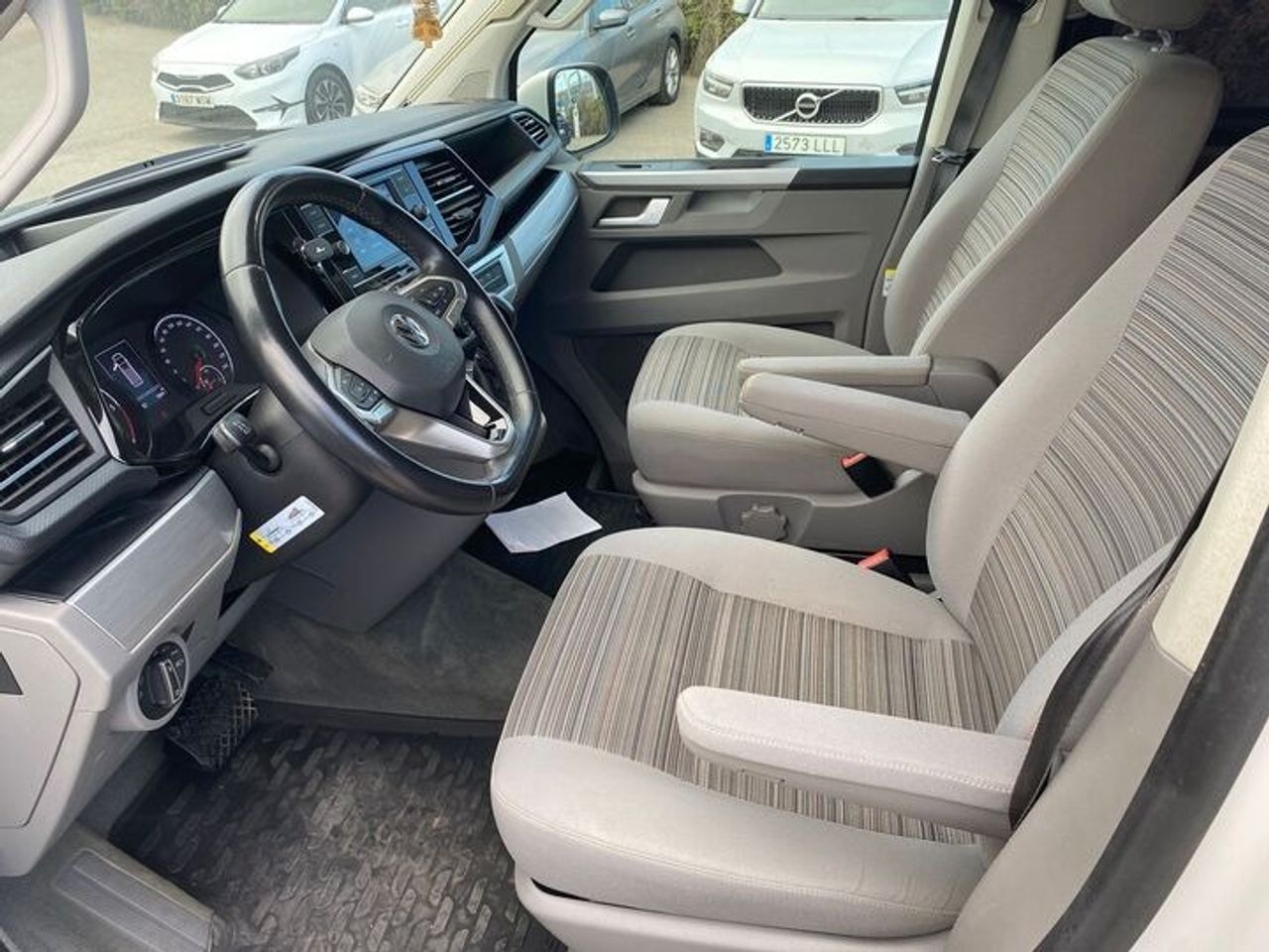 Volkswagen California BEACH TOUR TDI 146 KW 198 CV BMT DSG 7 PLAZAS  - Foto 2