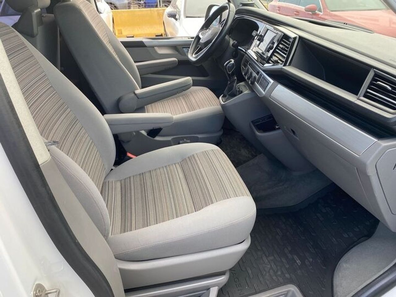 Volkswagen California BEACH TOUR TDI 146 KW 198 CV BMT DSG 7 PLAZAS  - Foto 2