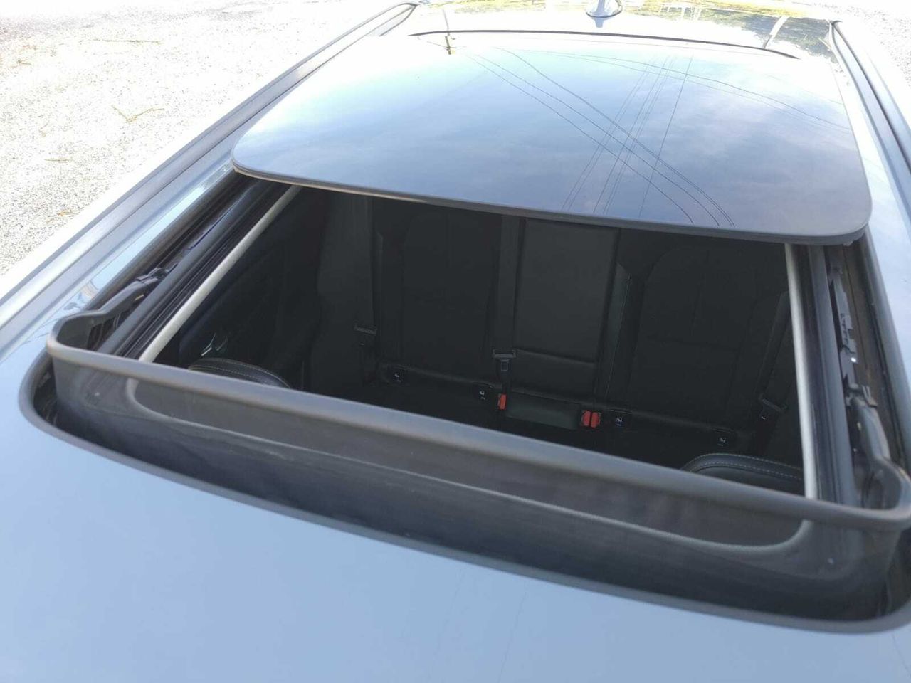 Volvo XC40 2.0 D3 BUSINESS PLUS AUTO+PACK XENIUM+PARK ASSIST  - Foto 2