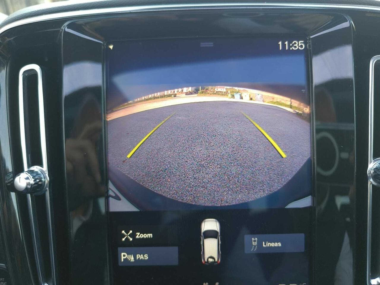 Volvo XC40 2.0 D3 BUSINESS PLUS AUTO+PACK XENIUM+PARK ASSIST  - Foto 2